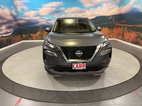 Used 2023 Nissan Rogue SV FWD image 3
