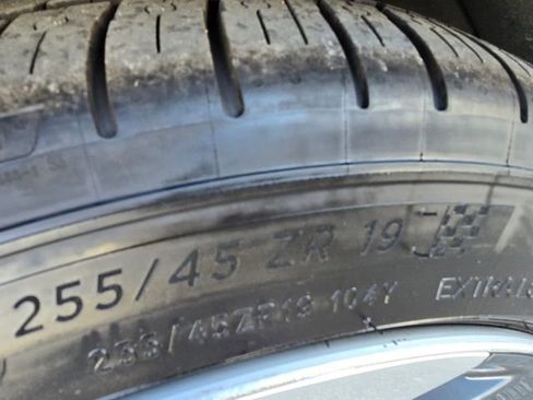 Used 2022 Tesla Model Y Performance image 55