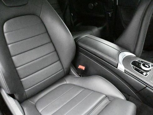 Used 2019 Mercedes-Benz C 300 4MATIC Coupe image 17