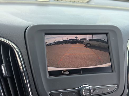 Used 2024 Chevrolet Equinox RS image 21