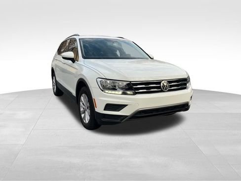 Used 2019 Volkswagen Tiguan S image 8