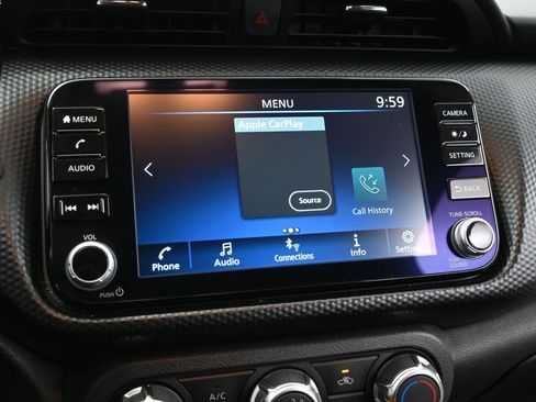 Used 2024 Nissan Kicks SV image 21