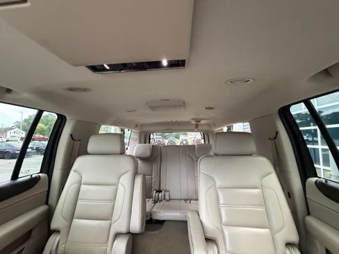 Used 2017 GMC Yukon XL Denali w/ Open Road Package AWD/4WD image 28