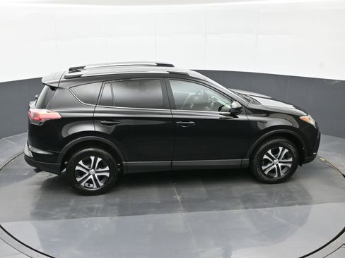 Used 2017 Toyota RAV4 LE image 36