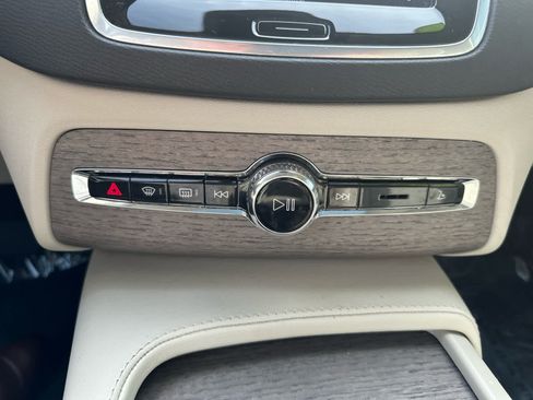 Used 2023 Volvo XC90 B5 Plus w/ Protection Package AWD/4WD image 20