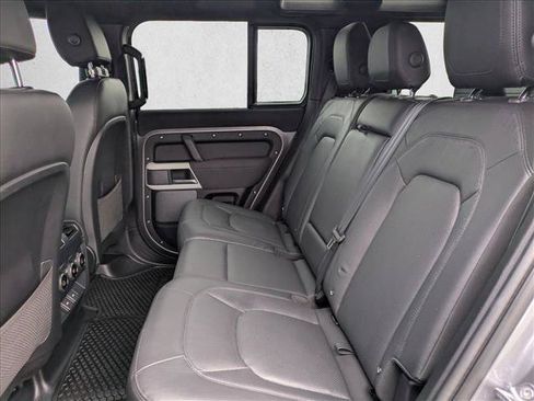 Used 2023 Land Rover Defender 110 S AWD/4WD image 19