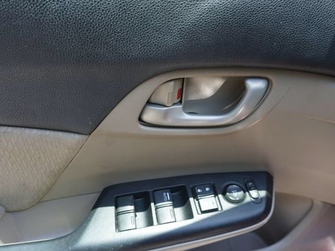 Used 2015 Honda Civic LX image 3