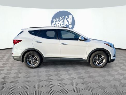 Used 2017 Hyundai Santa Fe Sport image 8