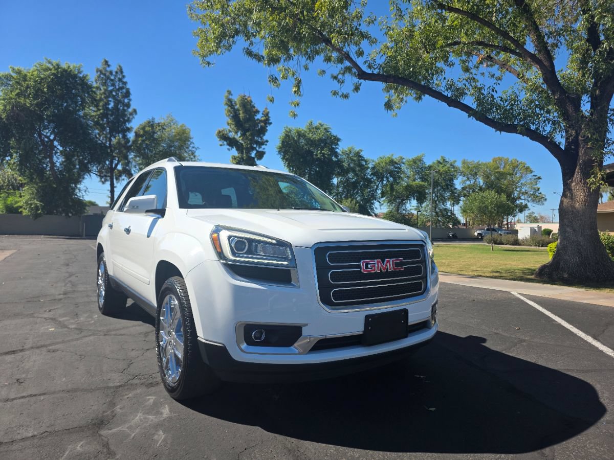 Used 2017 GMC Acadia Limited SLT FWD image 1