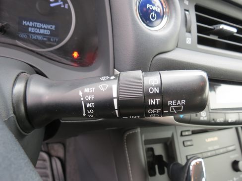 Used 2013 Lexus CT 200h image 17