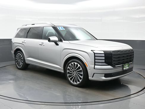 Used 2026 Hyundai Palisade Calligraphy AWD/4WD image 11