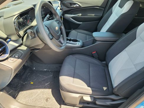 New 2026 Chevrolet Trax LS FWD image 10