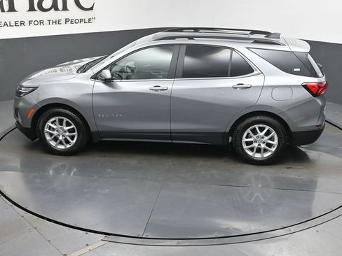 Used 2023 Chevrolet Equinox LT FWD image 44