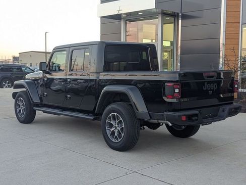 New 2026 Jeep Gladiator Sport AWD/4WD image 5