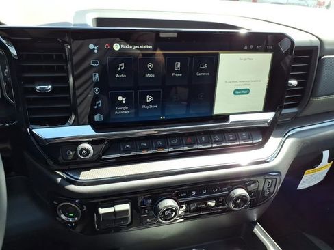 New 2026 Chevrolet Silverado 1500 ZR2 AWD/4WD image 13
