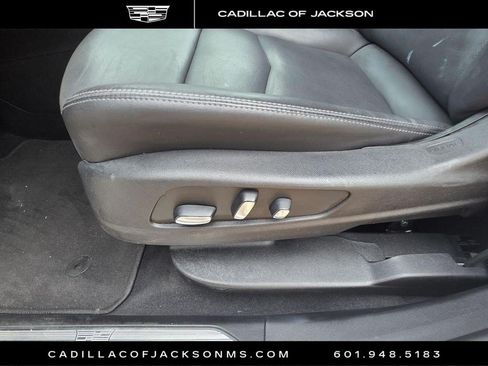 Certified 2024 Cadillac XT5 Premium Luxury FWD image 22