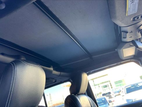 Used 2019 Jeep Wrangler Unlimited Sport S image 13