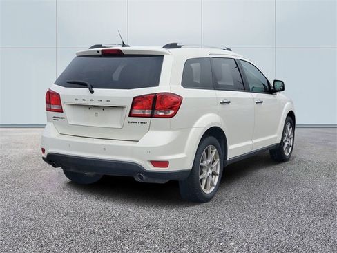 Used 2014 Dodge Journey Limited w/ Driver Convenience Group image 4