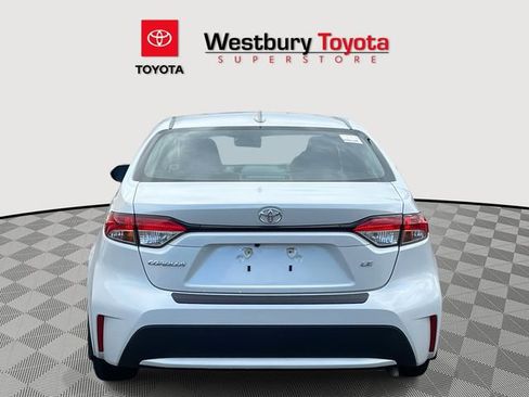 Used 2022 Toyota Corolla LE image 7