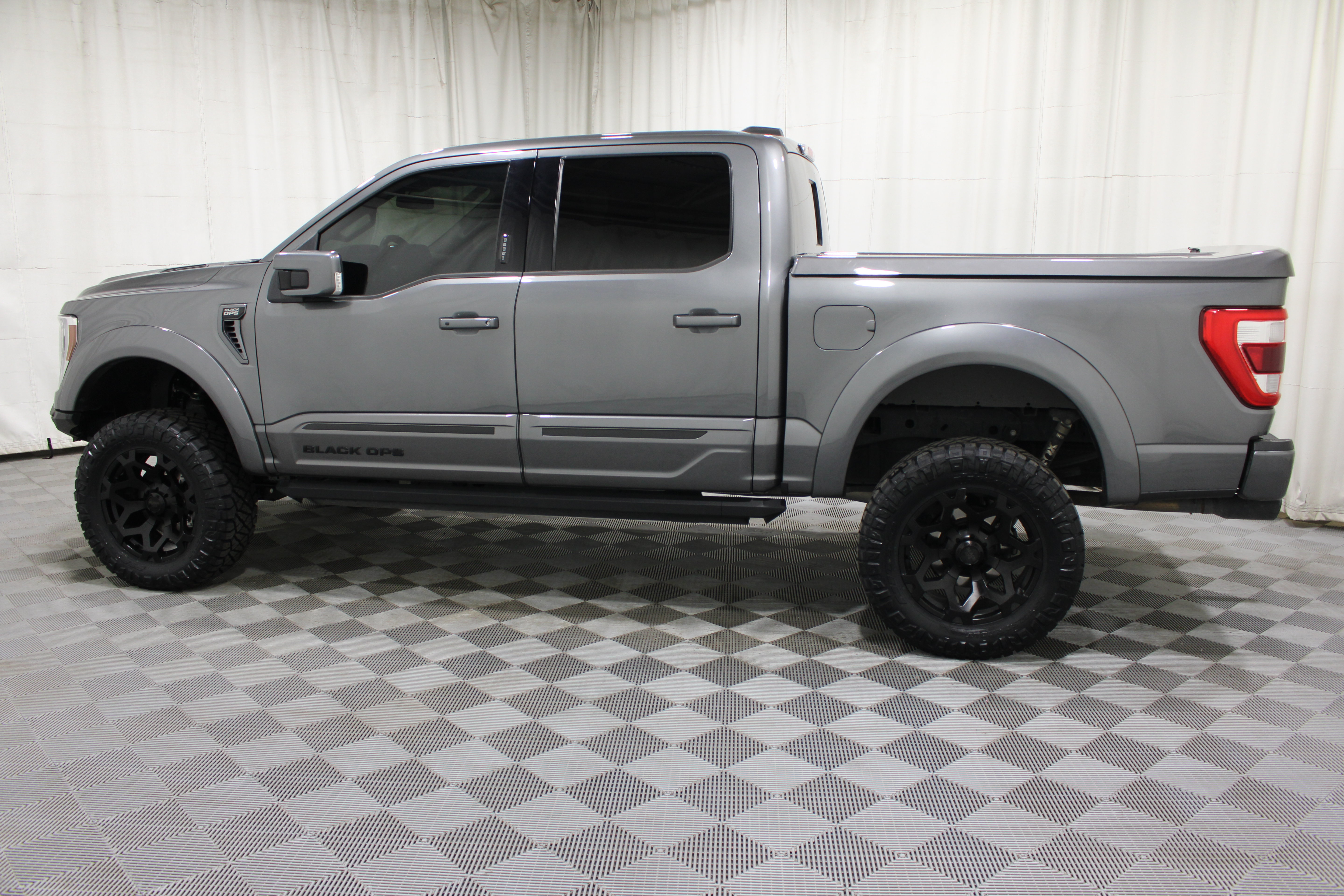 Used 2023 Ford F150 Lariat w/ Equipment Group 502A High AWD/4WD image 38