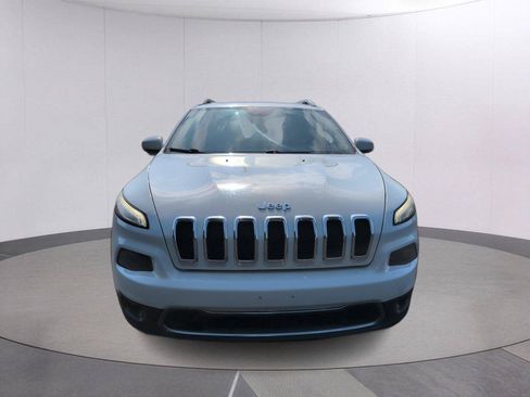 Used 2016 Jeep Cherokee Limited FWD image 8