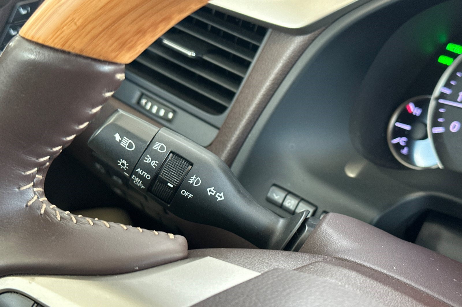 Used 2019 Lexus RX 350 FWD w/ Navigation Package image 33