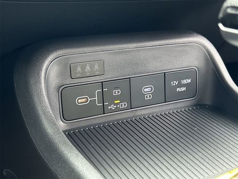 New 2026 Hyundai Kona SE image 27