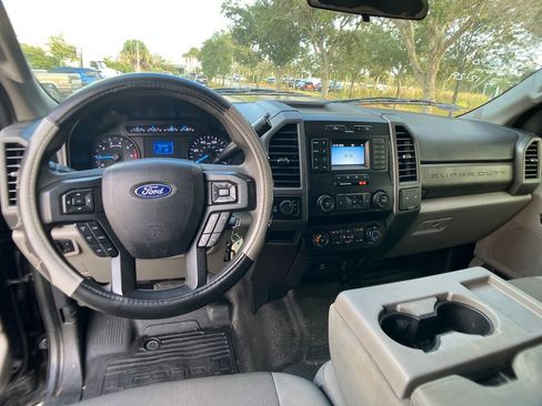 Certified 2020 Ford F250 XL w/ STX Appearance Package image 7