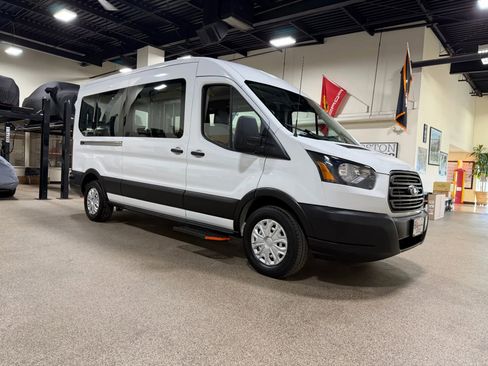 Used 2019 Ford Transit 150 148 Medium Roof image 4
