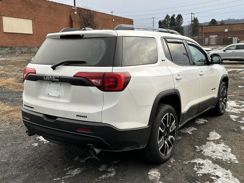 Used 2019 GMC Acadia SLT w/ Black Edition image 8