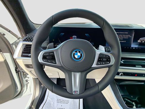 New 2026 BMW X5 xDrive50e w/ Executive Package AWD/4WD image 38