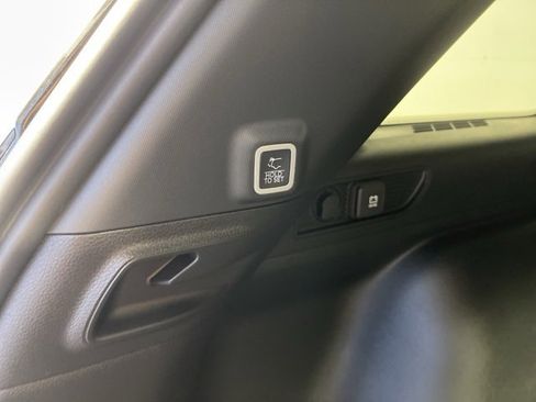 New 2025 Jeep Grand Cherokee Limited w/ Black Appearance Package image 9