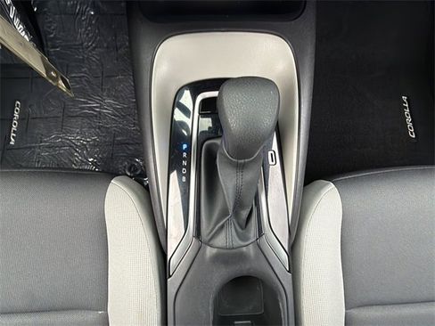 Certified 2024 Toyota Corolla LE image 34