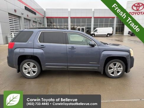 Used 2014 GMC Terrain SLT w/ Safety Package image 2