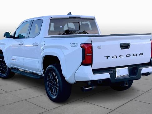 Used 2024 Toyota Tacoma TRD Sport w/ TRD Sport Upgrade Package image 13