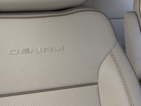 New 2026 GMC Yukon Denali image 21