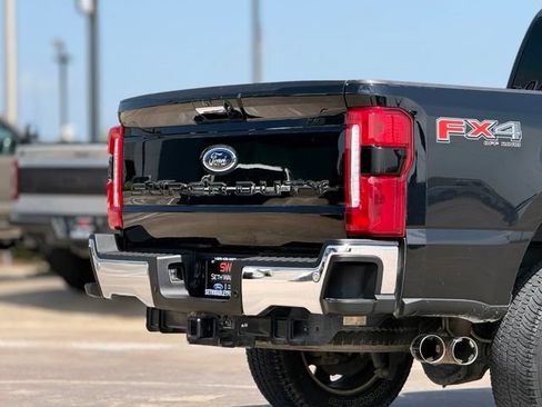 Used 2024 Ford F250 Lariat w/ Chrome Package AWD/4WD image 11