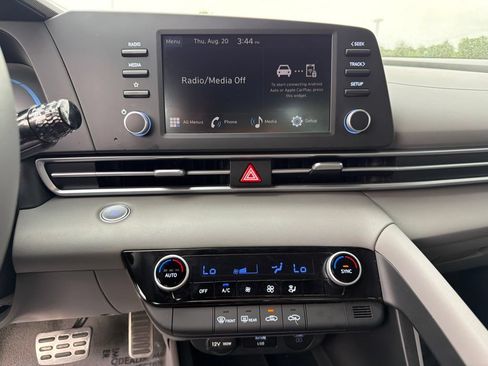 Certified 2026 Hyundai Elantra Sport FWD image 22