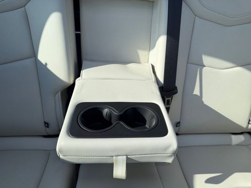 Used 2024 Cadillac XT5 Sportv image 28