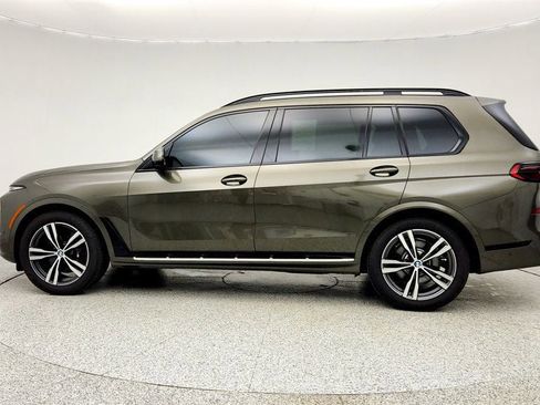 Used 2026 BMW X7 xDrive40i w/ M Sport Package AWD/4WD image 8
