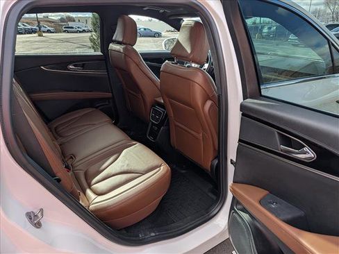 Certified 2022 Lincoln Nautilus Reserve image 17