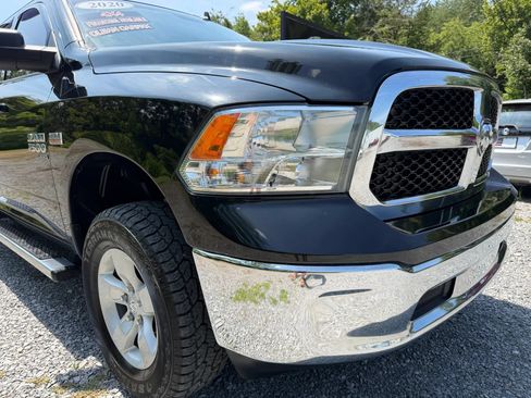 Used 2020 RAM 1500 Classic SLT w/ Luxury Group AWD/4WD image 11