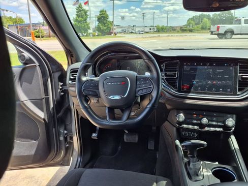 Used 2025 Dodge Durango GT RWD image 14