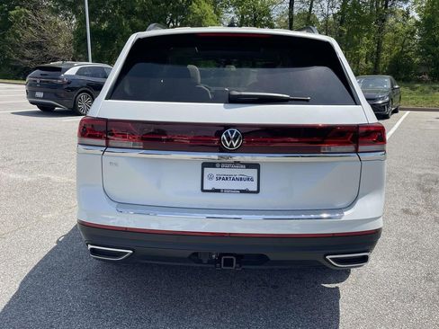 New 2026 Volkswagen Atlas SE FWD image 5