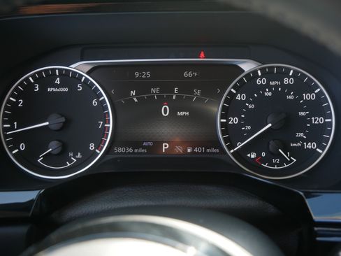 Used 2023 Nissan Pathfinder SL w/ Black Appearance Package AWD/4WD image 36