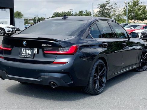 Used 2021 BMW 330e w/ M Sport Package RWD image 12