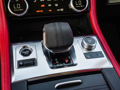 Used 2021 Jaguar F-PACE R-Dynamic S image 27