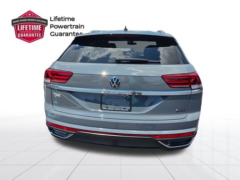Used 2023 Volkswagen Atlas Cross Sport SE AWD/4WD image 9
