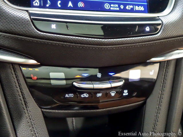 Used 2024 Cadillac XT5 Premium Luxury AWD/4WD image 17