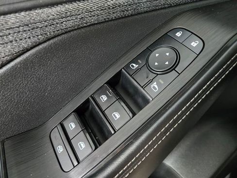 Used 2023 Nissan Rogue SV AWD/4WD image 33
